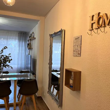 Palace Apartment *